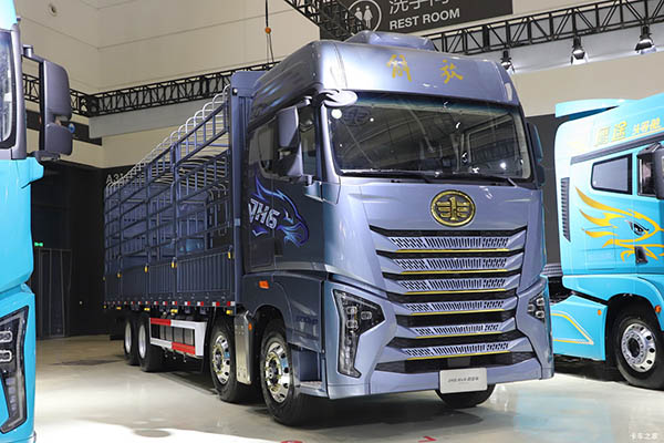 Qingdao Jiefangying cargo truck for sale