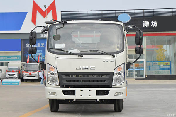 good Jiangling Kaiwei refrigerated truck