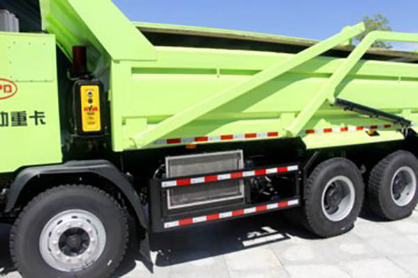BYD T31 8X4 pure electric dump truck in China