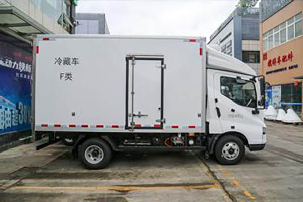 BYD T5 Fortune Edition 4.5T 3.94m single-row plug-in extended-range hybrid refrigerated truck 18.3kWh in China