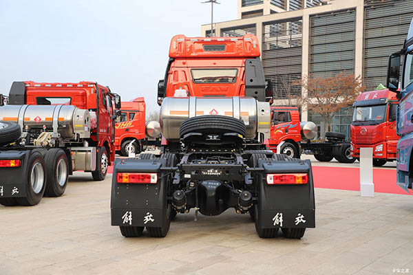sale FAW Jiefang J6G tractor truck