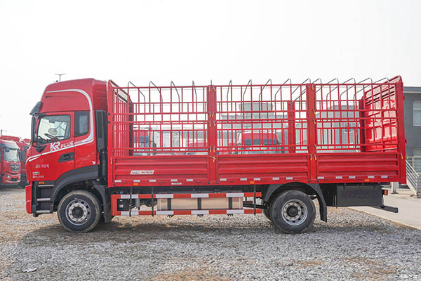 sale Dongfeng Commercial Vehicles Tianjin KR PLUS 300HP 4X2 6.8m Stake Truck