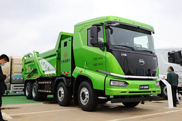 BYD T31 31T 8x4 5.6m pure electric dump truck (BYD3310C2EV1) for sale