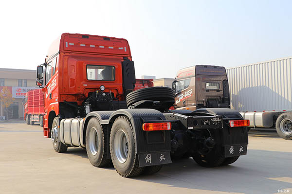 sale Qingdao Jiefang JH6 tractor truck