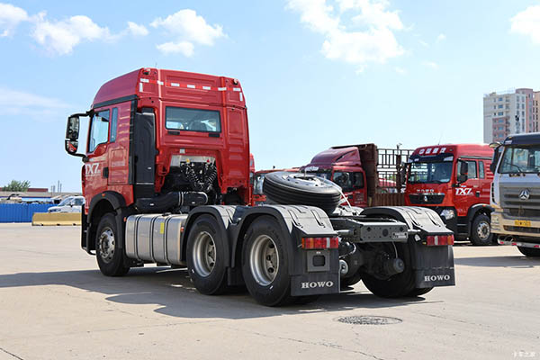 sale Sinotruk HOWO TX7 PRO tractor truck