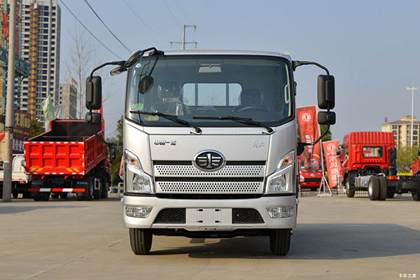 good FAW Jiefang light truck Lingtu cargo truck