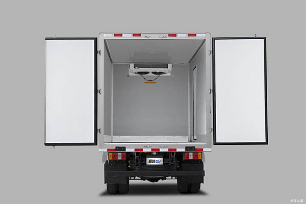sale Jiangling Motors Shunda EV electric refrigerated truck