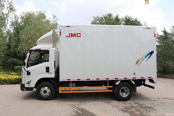Jiangling Classic Kai cargo truck in China