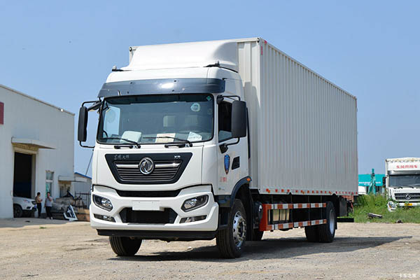 Dongfeng Commercial Vehicles Tianjin KR 240HP 4X2 9.8m Van Truck for sale