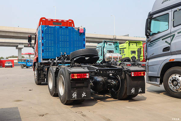 sale FAW Jiefang J6L electric tractor