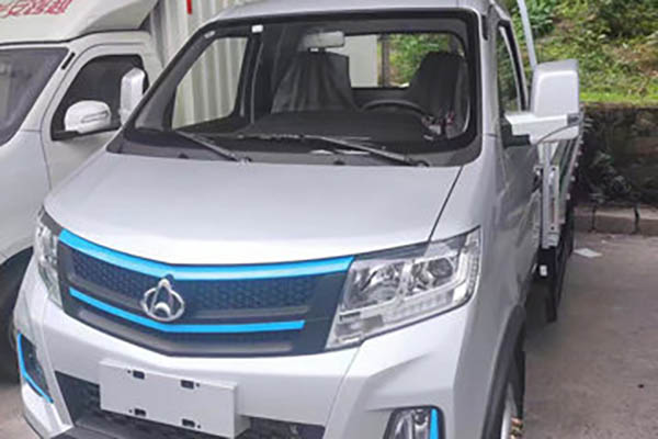 Changan X3 PLUS EV 3.7T 3.6m single-row pure electric van with sidewalk for sale