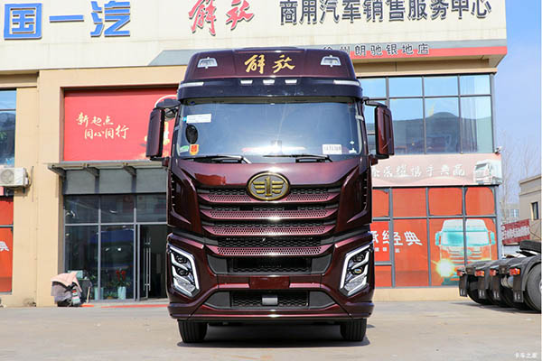 good FAW Jiefang J6V tractor truck