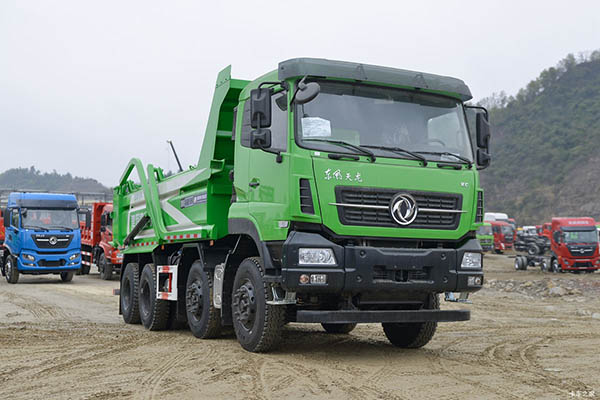 Dongfeng Commercial Vehicles Tianlong KC heavy-duty truck, 350 hp, 8x4, 6m dump truck