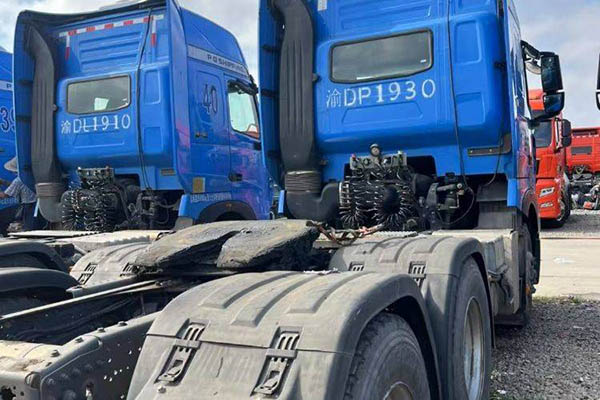 Sinotruk HOWO T7H Heavy Truck Classic Edition 460HP 6X4 Dual Drive tractor truck used by MAN for sale
