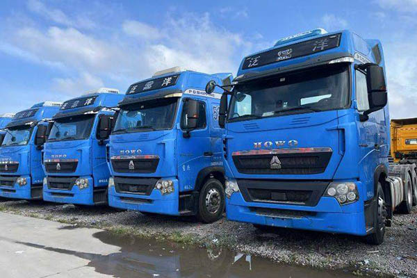 Sinotruk HOWO T7H Heavy Truck Classic Edition 460HP 6X4 Dual Drive tractor truck used by MAN