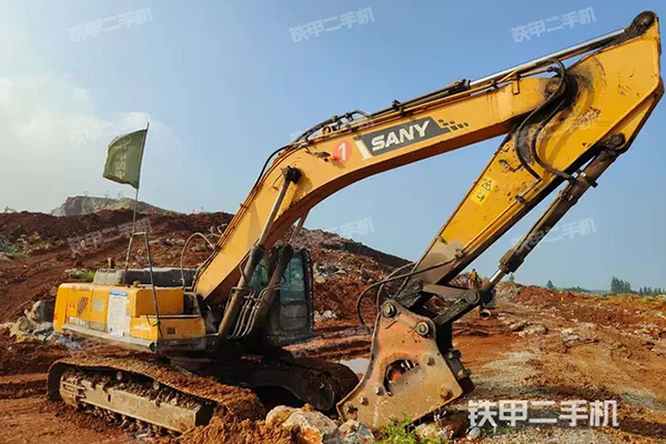Sany SY305C excavator