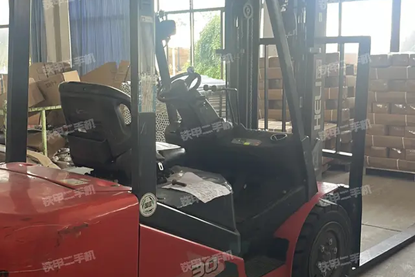 Heli CPQD30 forklift in China