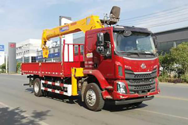 Dongfeng Liuzhou Motor Chenglong H5 200HP 4X2 5.56m Truck-Mounted Crane