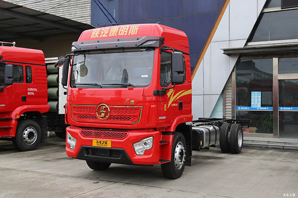 Shacman Cummins Longji 260HP 4X2 6.8m Van Truck (China VI) for sale