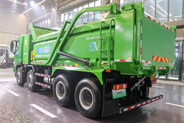 Yutong Heavy Truck 31T 8X4 5.6m Pure Electric Dump Truck (ZKH3310P6BEV31) 422kWh in China
