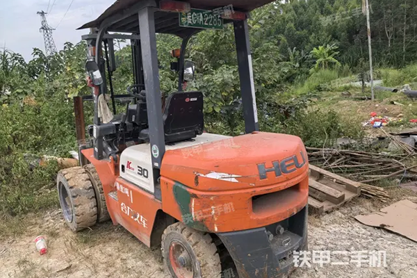 Heli CPCD30 forklift