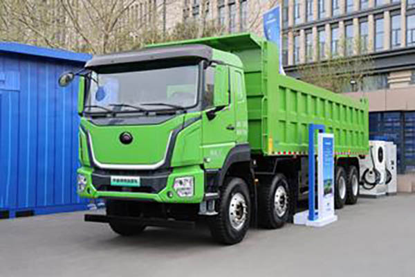 Yutong Heavy Truck 31T 8X4 8m Pure Electric Dump Truck CATL 400kWh