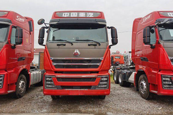 good Sinotruk HOWO TH7 heavy-duty truck, 540 hp, 6x4 dual-drive, used MAN tractor