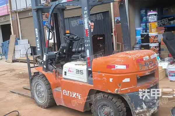 Heli CPQD35 forklift