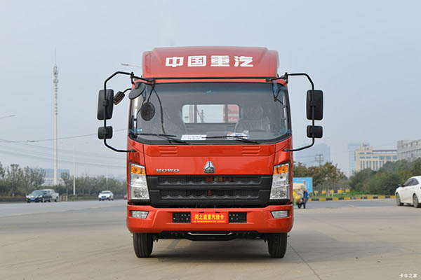 good Sinotruk HOWO light truck Dream Chaser