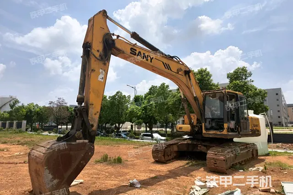 Sany SY215C excavator