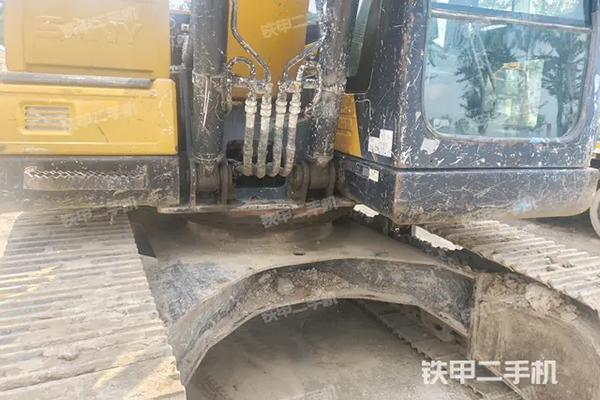 Sany SY135C excavator in China
