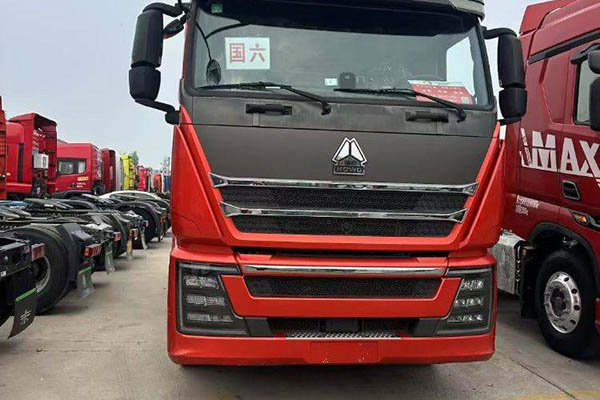 good Sinotruk HOWO TH7 heavy-duty truck, 510 hp, 6x4 dual-drive, used Sinotruk tractor