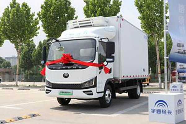 Yutong T5 C Series 4.08m Pure Electric Refrigerated Truck Shenlan 88.87kWh