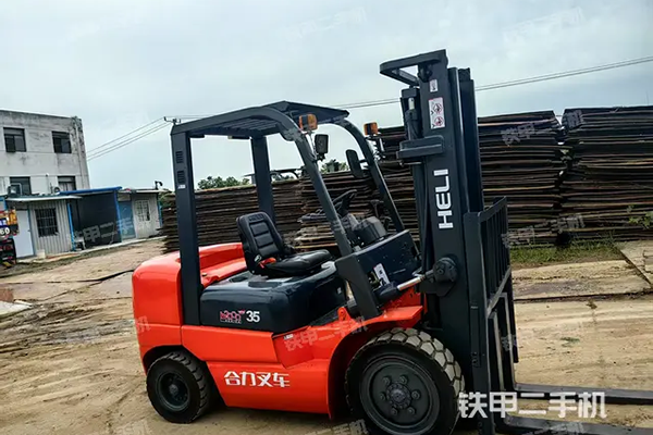 Heli CPQD35 forklift for sale