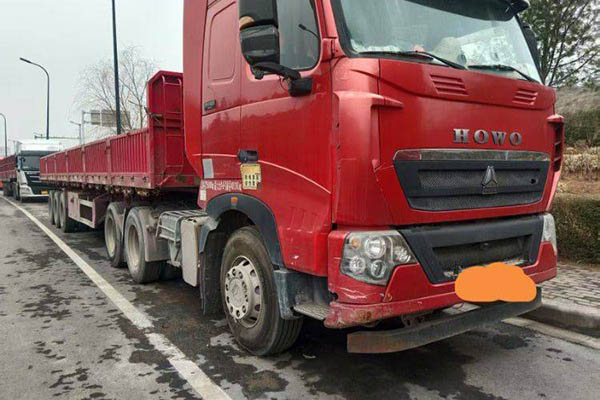 Sinotruk HOWO T7H heavy-duty truck, 440 hp, 6x4 dual-drive tractor, used Weichai tractor for sale