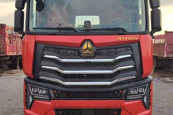 good Sinotruk HOWO Max heavy-duty truck, 510 hp, 6x4 dual-drive tractor, used Weichai tractor