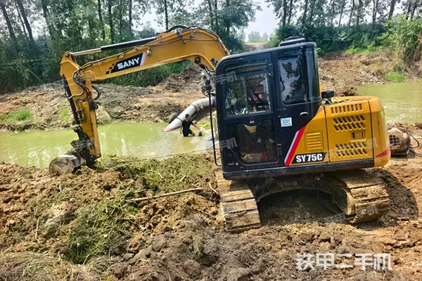 Sany SY75C excavator