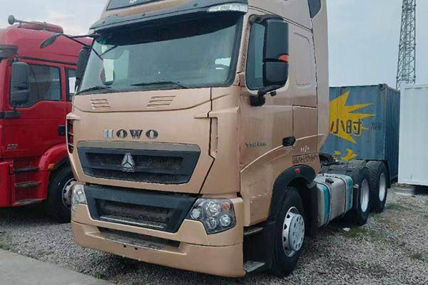 Sinotruk HOWO T7H heavy-duty truck, 540 hp, 6x4 dual-drive, used MAN tractor