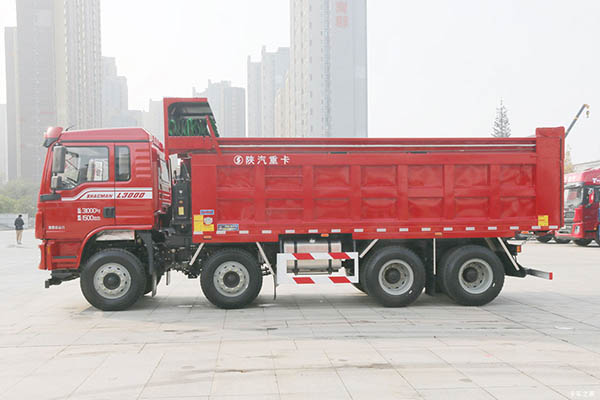 Shacman Delong L3000 350HP 8x4 6.2m dump truck (China VI standard) in China