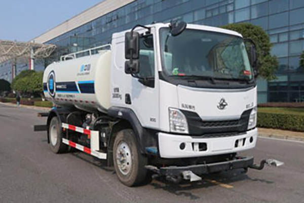 Dongfeng Liuzhou Motor Chenglong L3 170HP 4X2 Green Sprayer