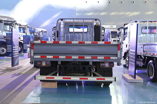 Sinotruk HOWO light truck Hanjiang Pro cargo truck in China