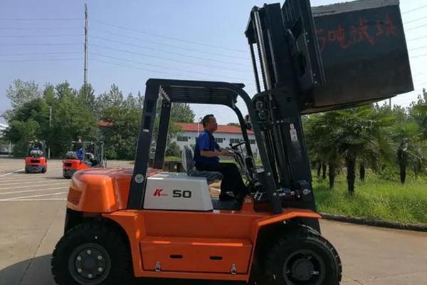 Ready Stock Heli Small Cheap Hydraulic 3ton Cpcd30 5ton Cpcd50 off-Road Electric Diesel Forklift with Free Spare Parts for sale