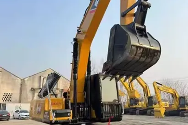 Used Sany 215 Excavator 21 Ton Secondhand Machinery Hydraulic Crawler Diggers Heavy Construction Equipment for sale
