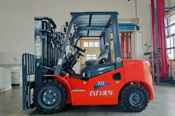 Hot Sales Pneumatic Tires and Solid Tire Diesel Forklift Cpcd30 Heli Forklift 3 Ton Diesel Forklift Truck