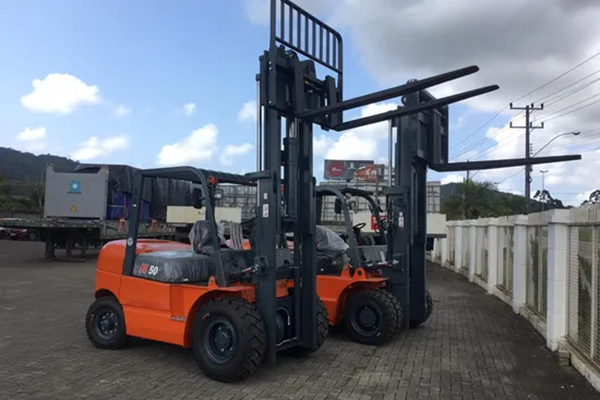 good Ready Stock Heli Small Cheap Hydraulic 3ton Cpcd30 5ton Cpcd50 off-Road Electric Diesel Forklift with Free Spare Parts