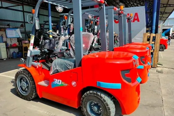 Heli Cpd25/30/35 Electric Forklift Battery Charger
