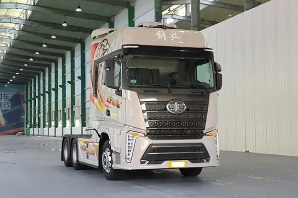 FAW Jiefang J7 Heavy-Duty Truck: Redefining Power, Efficiency, and Intelligence