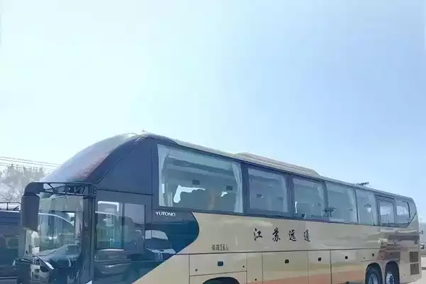 Diesel Passenger Transportation Chinese 56 Seats Yutong Coach Bus for sale