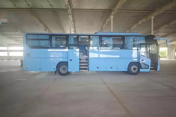 sale National Emission Standard V Yutong 6119 003 Luxurious Comfortable Used Shuttle Bus