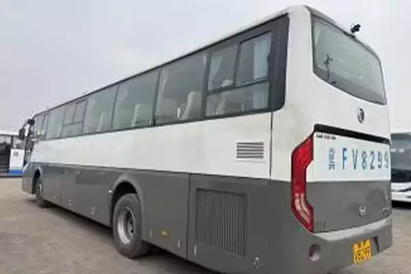 China Yutong Used Tourist Coach Second Hand 53-Seat Bus with Good Conditions for sale